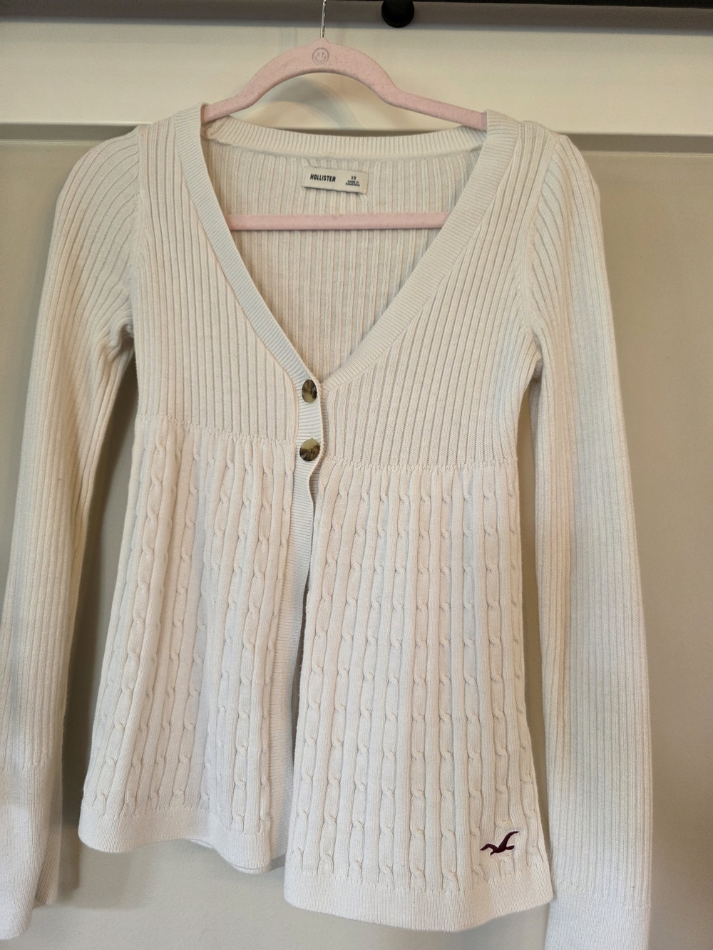 Hollister Cream Ribbed Cable-Knit V-Neck Cardigan